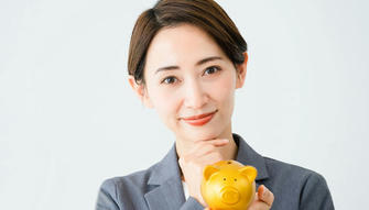 生活防衛資金の作り方：貯金と投資のバランスを考える